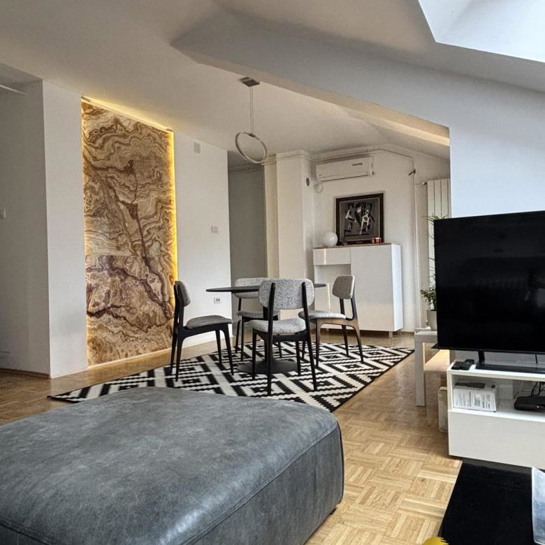 Stan Izdavanje Novi Sad  54 m2