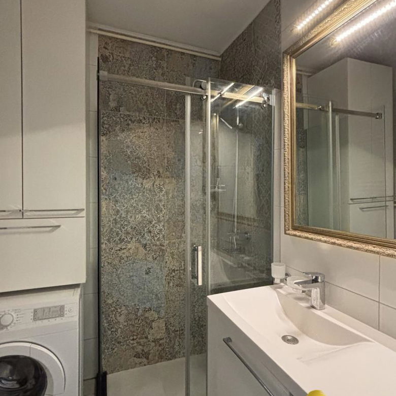 Jednoiposoban stan za izdavanje, Centar, Novi Sad, 54m², 600 €/mes