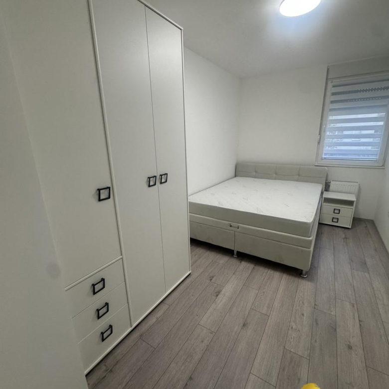 Stan Izdavanje Novi Sad Nova Detelinara 61 m2