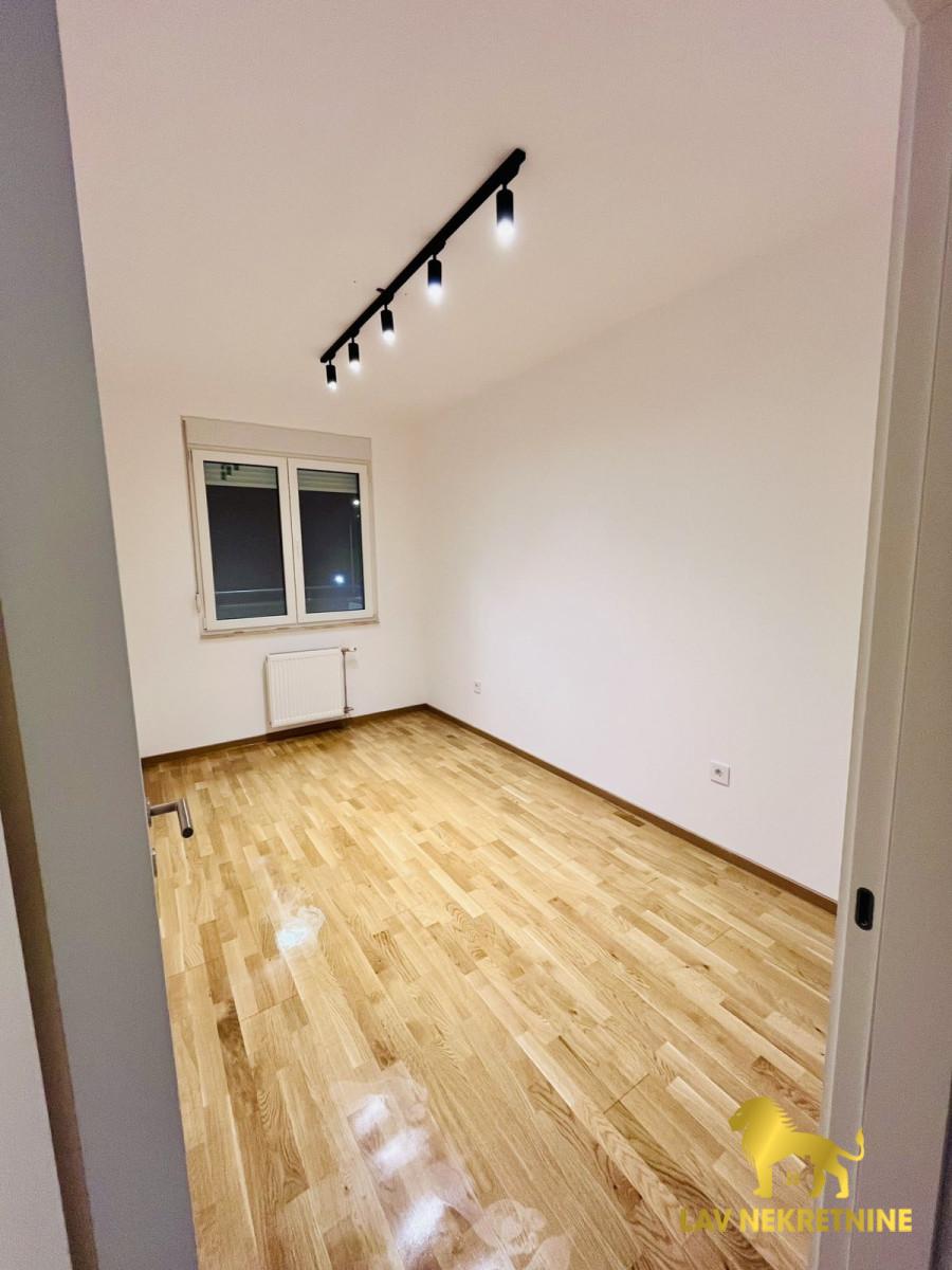 Stan Prodaja Novi Sad  44 m2