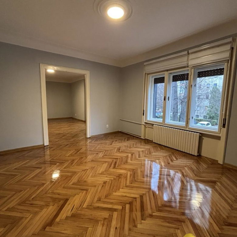 Stan Prodaja Novi Sad  84 m2