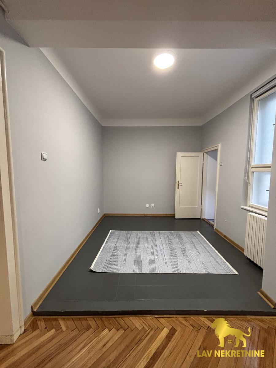 Stan Prodaja Novi Sad  84 m2