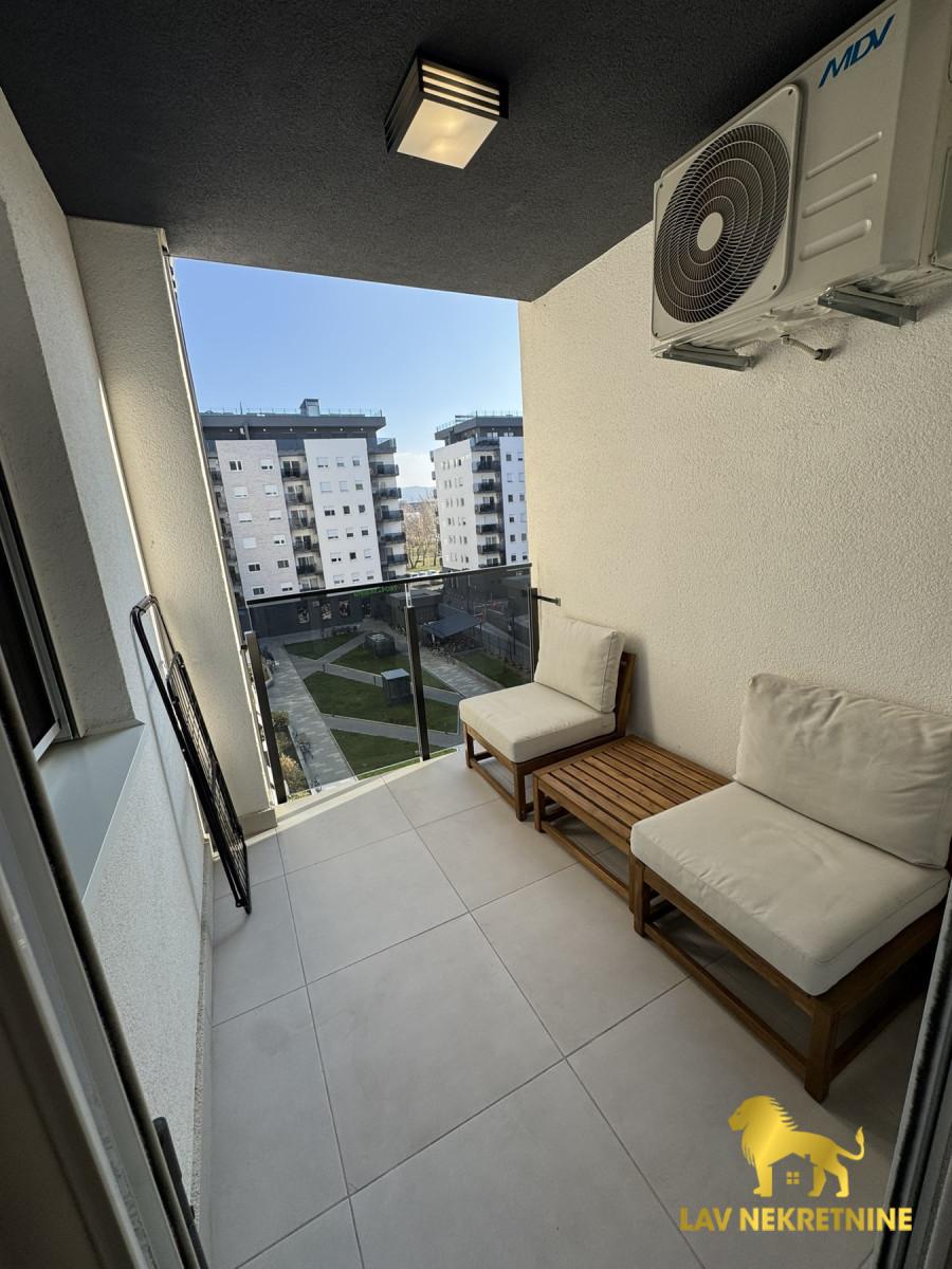 Jednoiposoban stan na prodaju, Novo Naselje, Novi Sad, 44m², 149.950 €