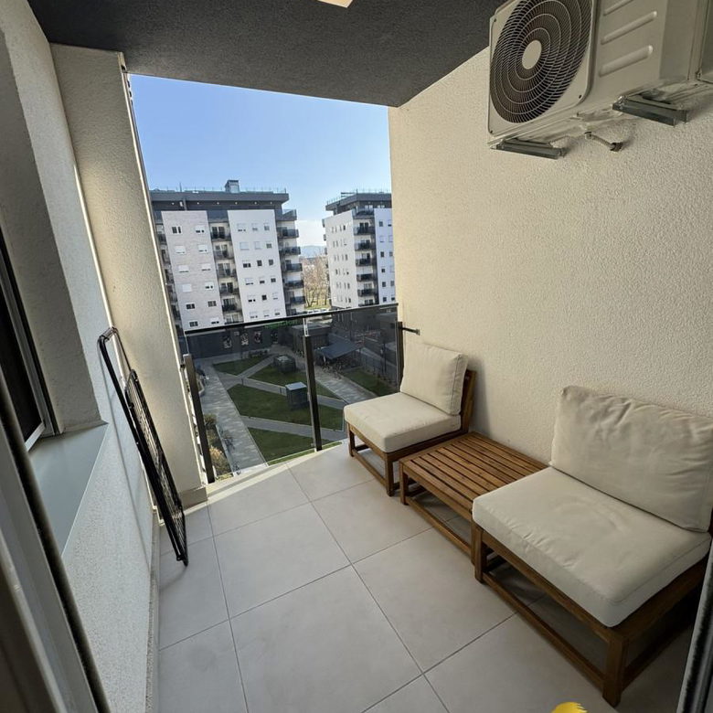 Jednoiposoban stan na prodaju, Novo Naselje, Novi Sad, 44m², 149.950 €