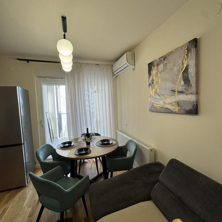 Jednoiposoban stan na prodaju, Novo Naselje, Novi Sad, 44m², 149.950 €