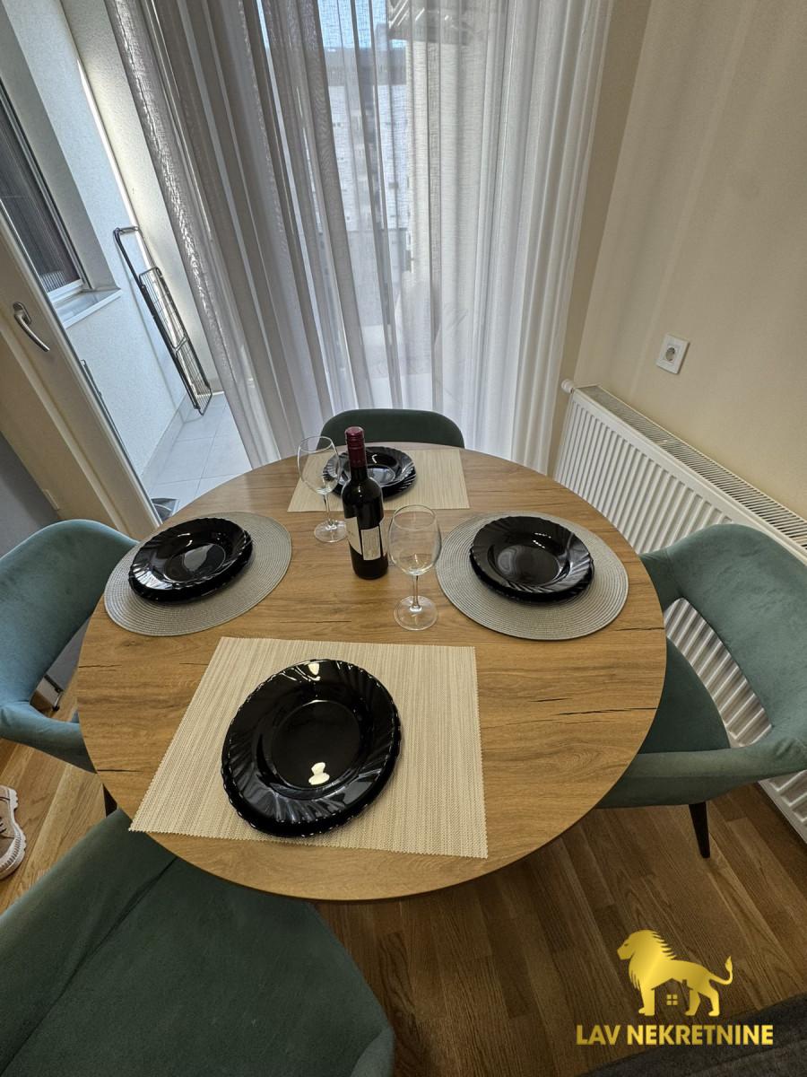 Jednoiposoban stan na prodaju, Novo Naselje, Novi Sad, 44m², 149.950 €