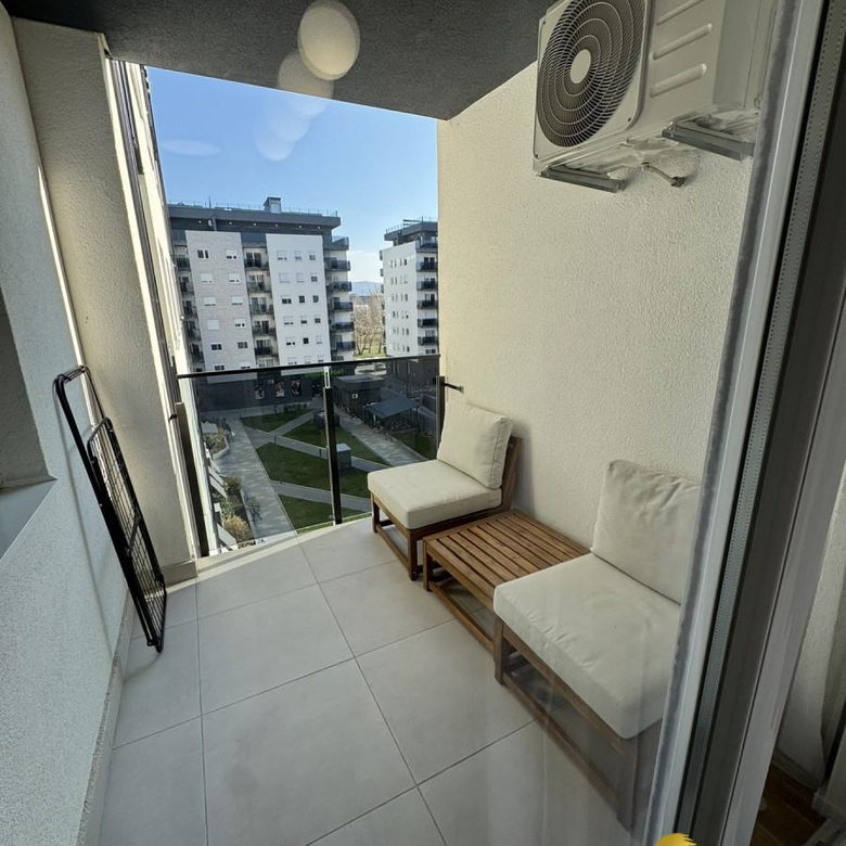 Jednoiposoban stan na prodaju, Novo Naselje, Novi Sad, 44m², 149.950 €