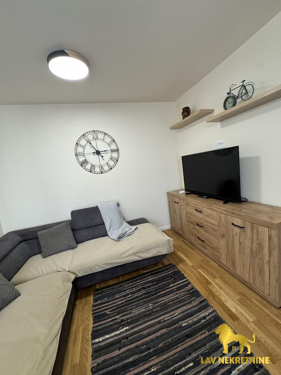 Jednoiposoban stan na prodaju, Novo Naselje, Novi Sad, 44m², 149.950 €
