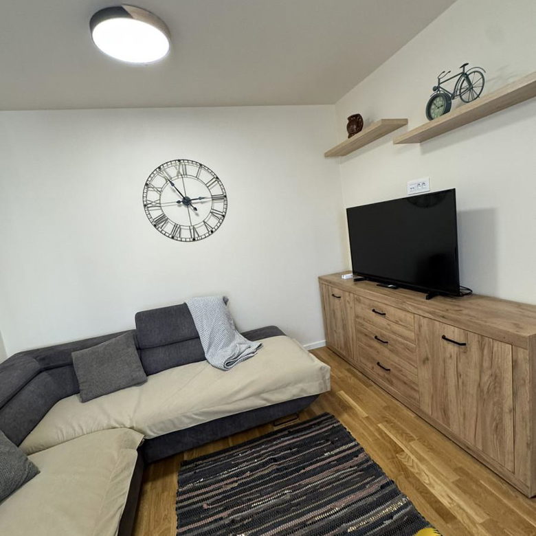 Jednoiposoban stan na prodaju, Novo Naselje, Novi Sad, 44m², 149.950 €