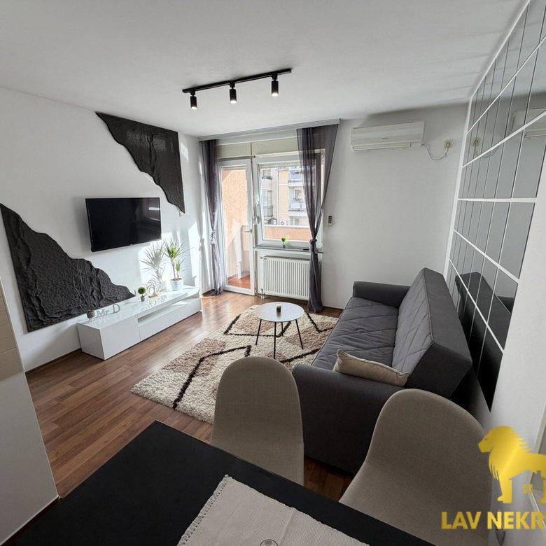 Garsonjera na prodaju, Nova Detelinara, Novi Sad, 24m², 89.000 €