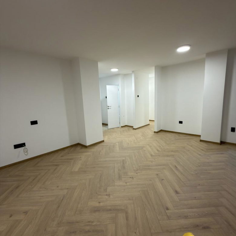 Trosoban stan na prodaju, Socijalno, Novi Sad, 73m², 211.150 €