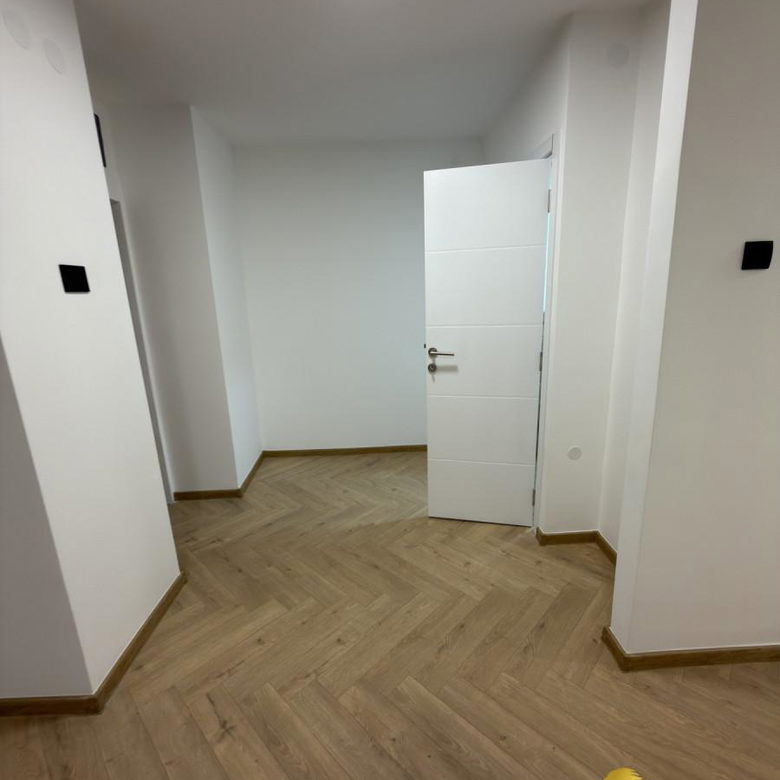 Trosoban stan na prodaju, Socijalno, Novi Sad, 73m², 211.150 €