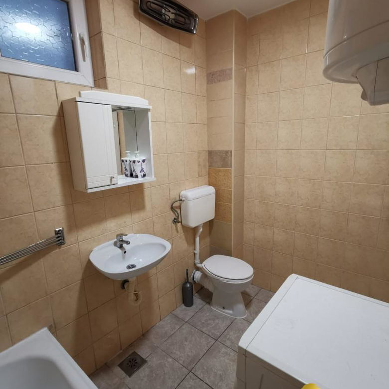 Stan Prodaja Novi Sad  25 m2