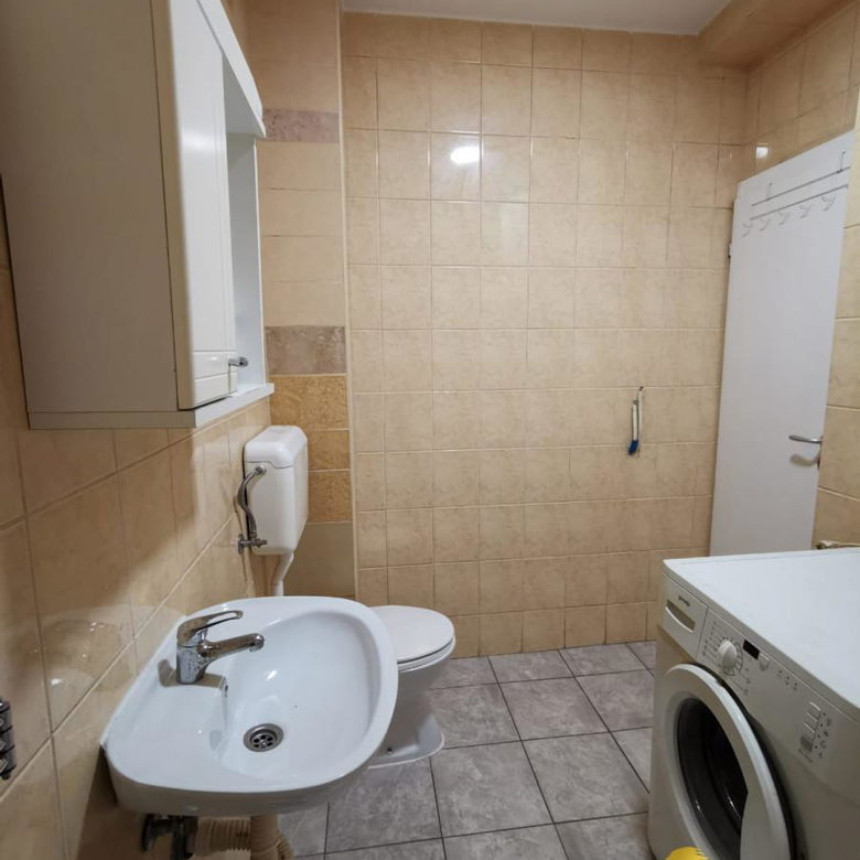 Stan Prodaja Novi Sad  25 m2