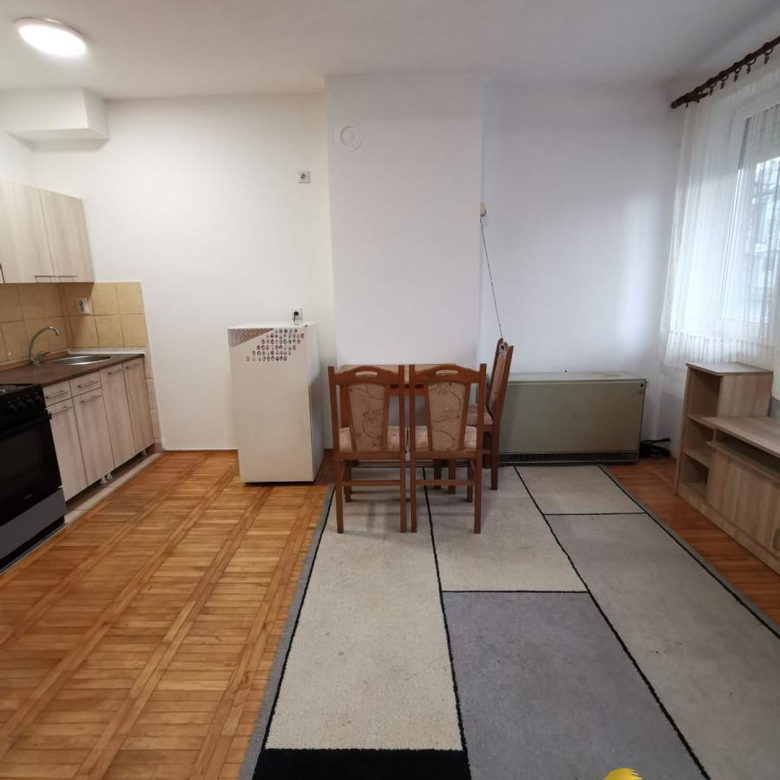 Garsonjera na prodaju, Petrovaradin, Novi Sad, 25m², 70.000 €
