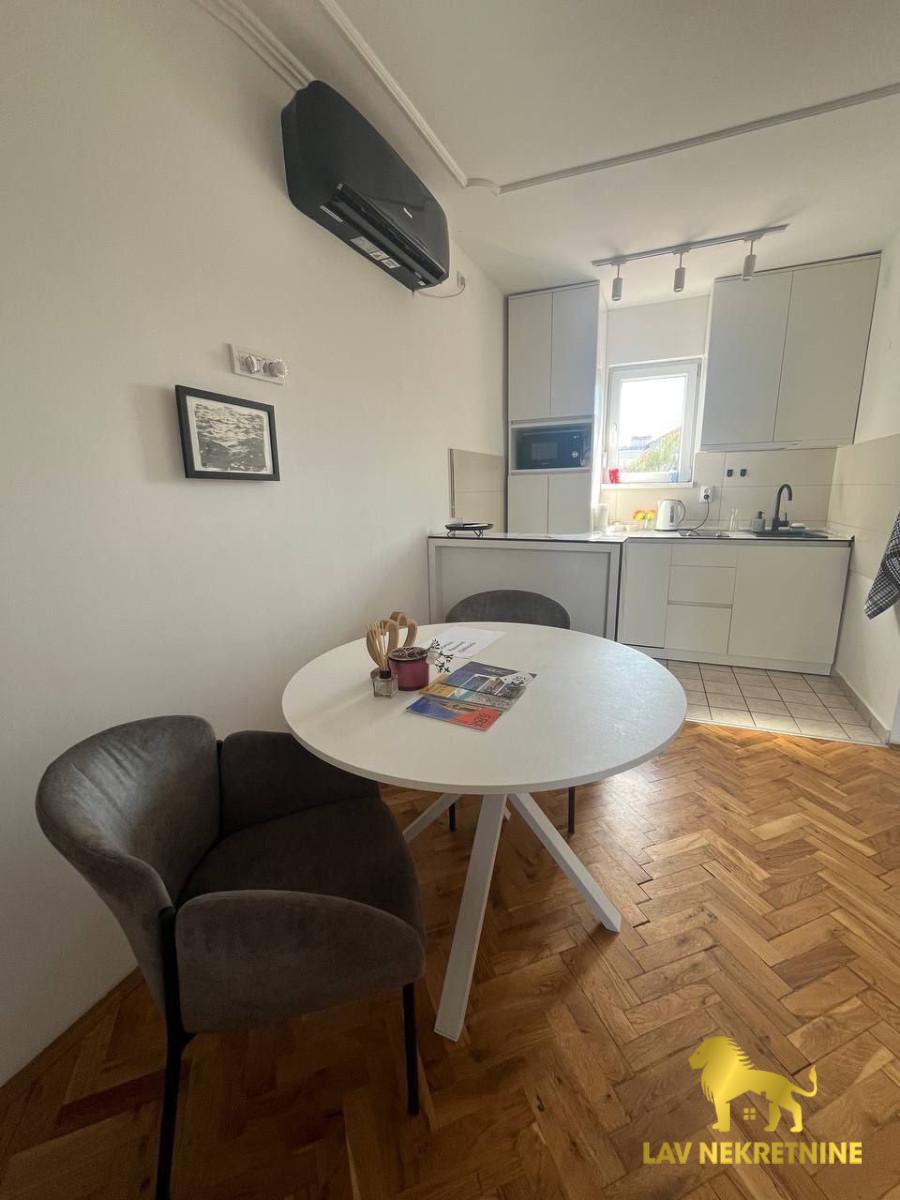 Stan Prodaja Novi Sad  32 m2