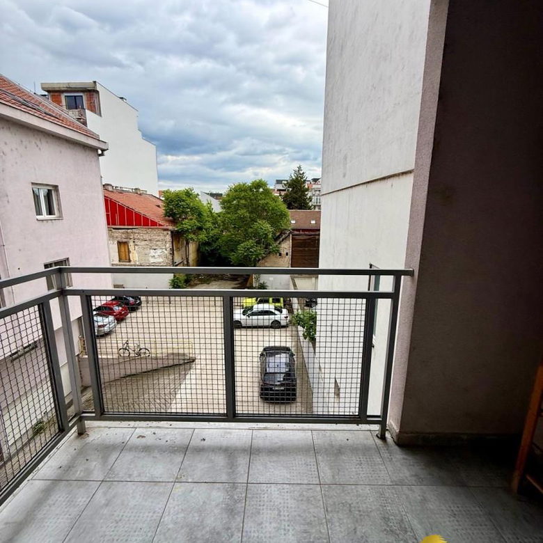Stan Izdavanje Novi Sad  103 m2
