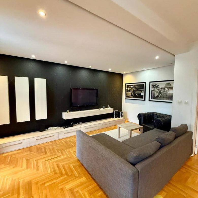 Troiposoban stan za izdavanje, Centar, Novi Sad, 103m², 950 €/mes