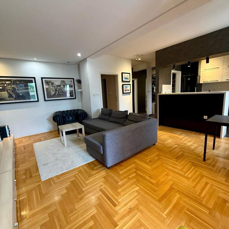 Troiposoban stan za izdavanje, Centar, Novi Sad, 103m², 950 €/mes