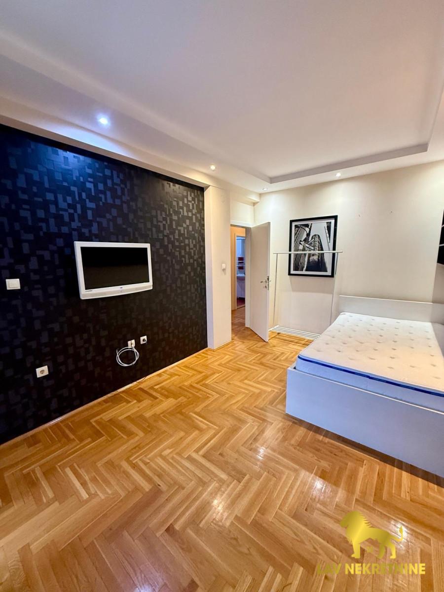 1779297844_962caaed65f3 Troiposoban stan za izdavanje, Centar, Novi Sad, 103m², 950 €/mes