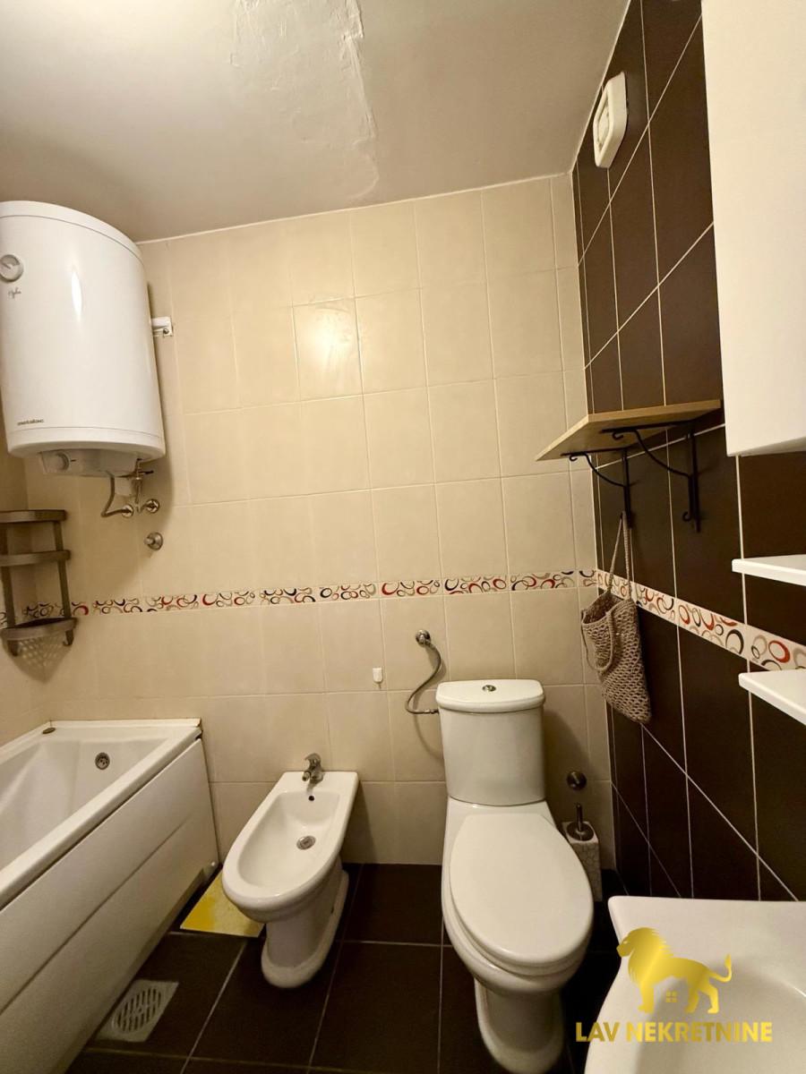 1779297845_10995ffcae32 Troiposoban stan za izdavanje, Centar, Novi Sad, 103m², 950 €/mes