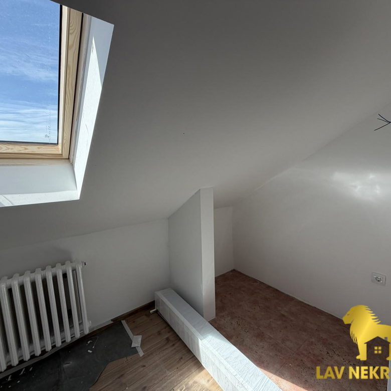 Stan Prodaja Novi Sad  54 m2