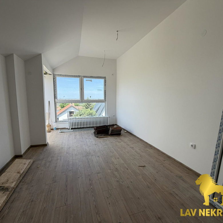 Stan Prodaja Novi Sad  54 m2