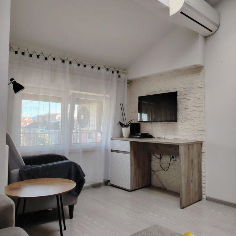 Stan Prodaja Novi Sad  45 m2
