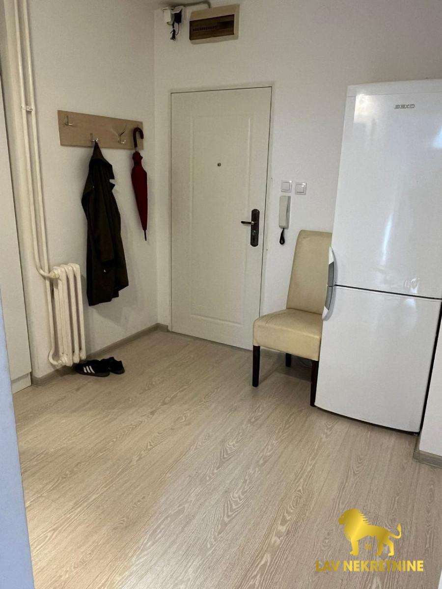 Stan Prodaja Novi Sad  45 m2