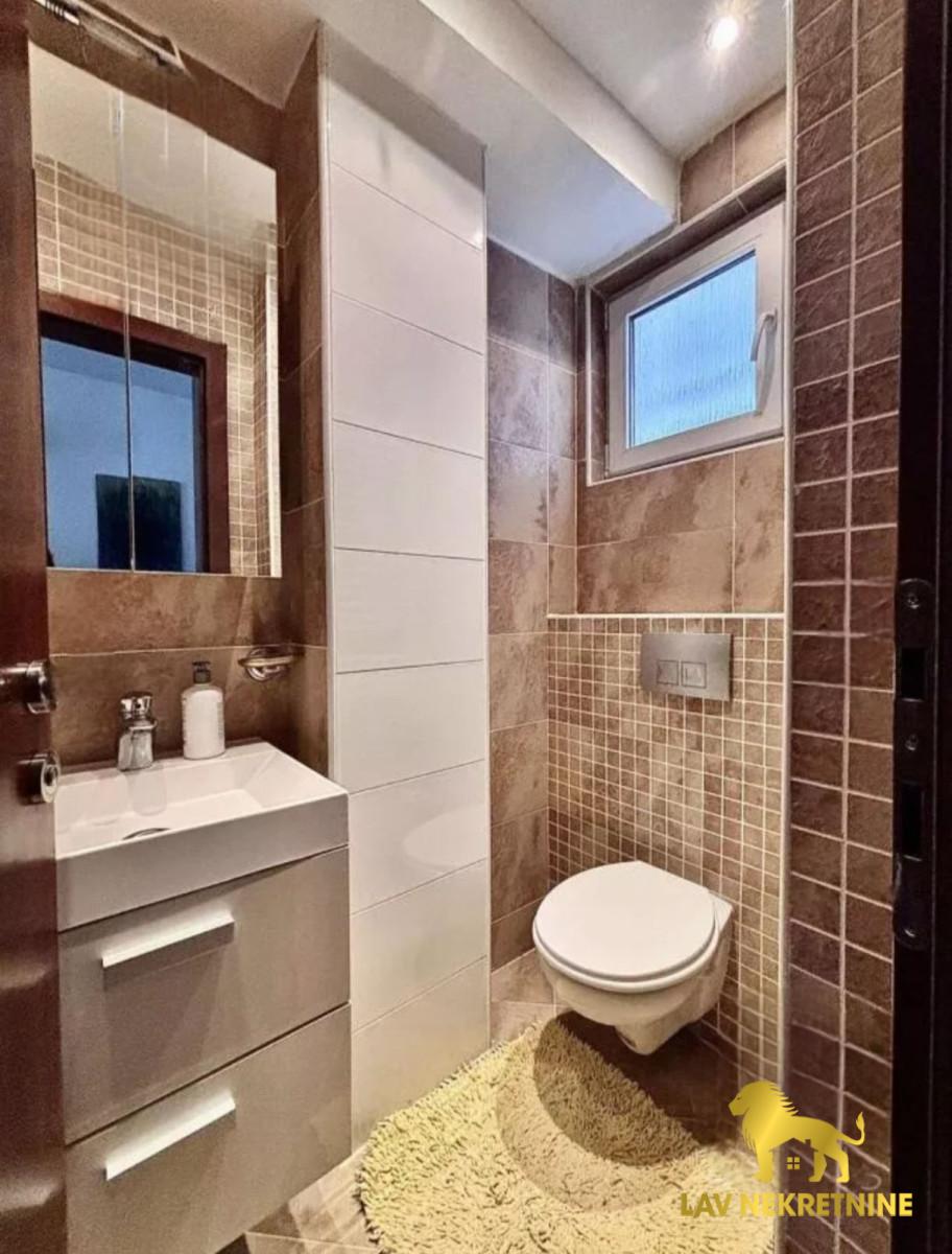Stan Izdavanje Novi Sad Kej 67 m2
