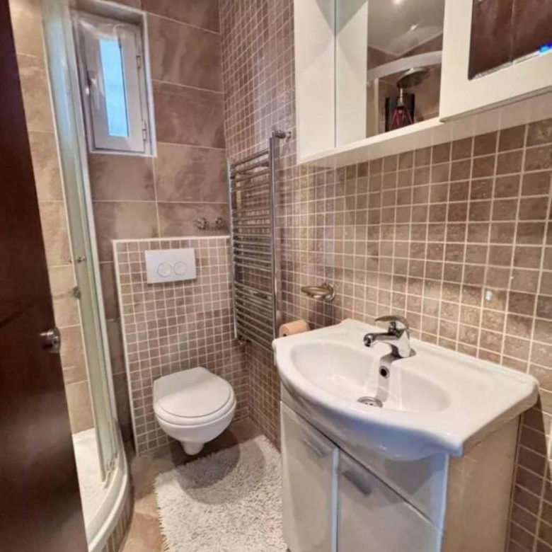 Stan Izdavanje Novi Sad Kej 67 m2