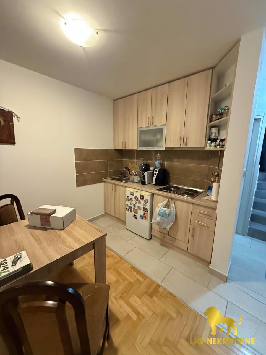 Stan Prodaja Novi Sad  44 m2