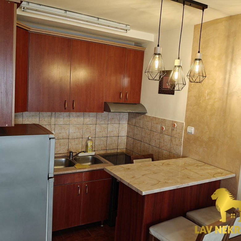 Stan Prodaja Novi Sad  47 m2