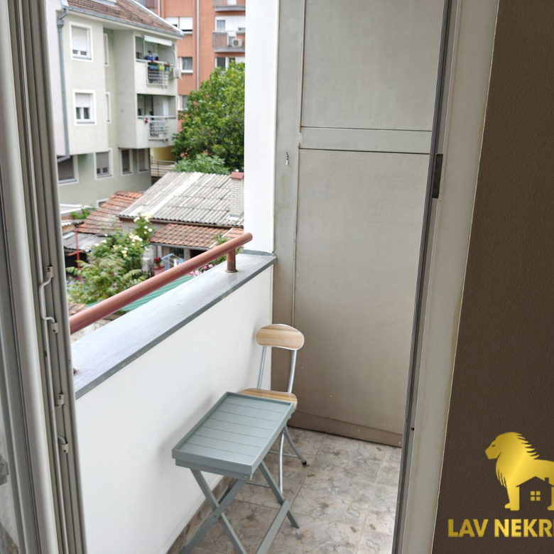 Stan Prodaja Novi Sad  47 m2