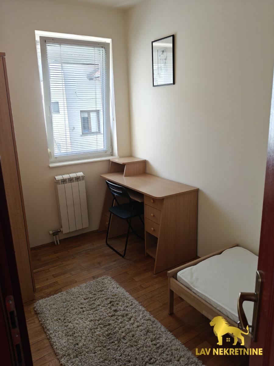 Dvoiposoban stan na prodaju, Bulevar Oslobođenja, Novi Sad, 47m², 156.000 €