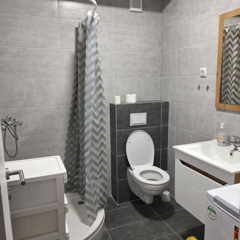Stan Izdavanje Novi Sad  27 m2