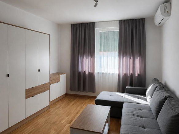 Stan Izdavanje Novi Sad  27 m2