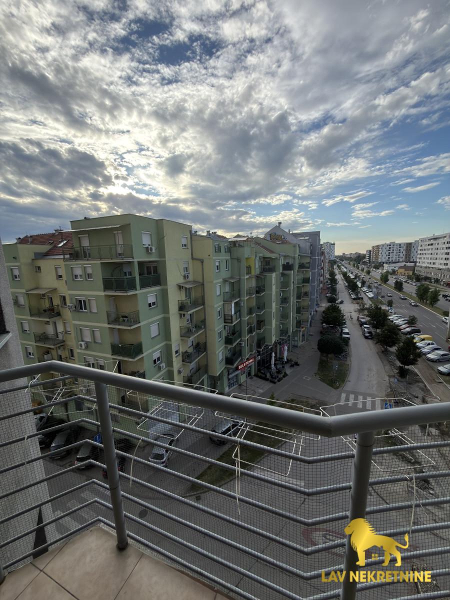 1783548108_82054e0e4752 Dvoiposoban stan na prodaju, Bulevar Evrope, Novi Sad, 67m², 176.000 €