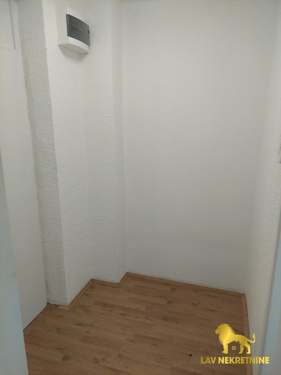 Stan Prodaja Novi Sad Stan Prodaja Novi Sad Železnička Stanica 33 m2