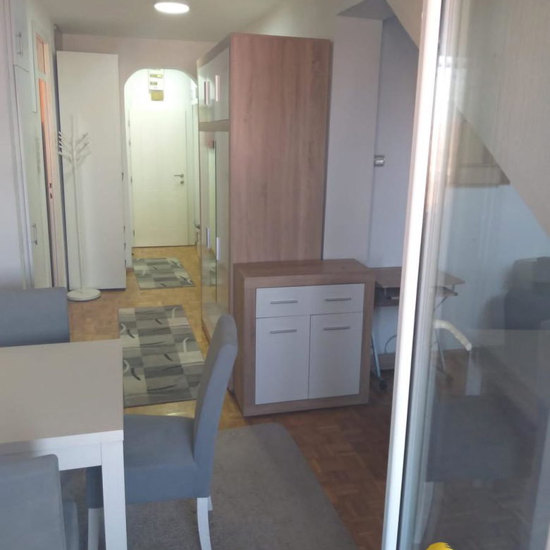 Jednoiposoban stan na prodaju, Novo Naselje, Novi Sad, 48m², 113.300 €