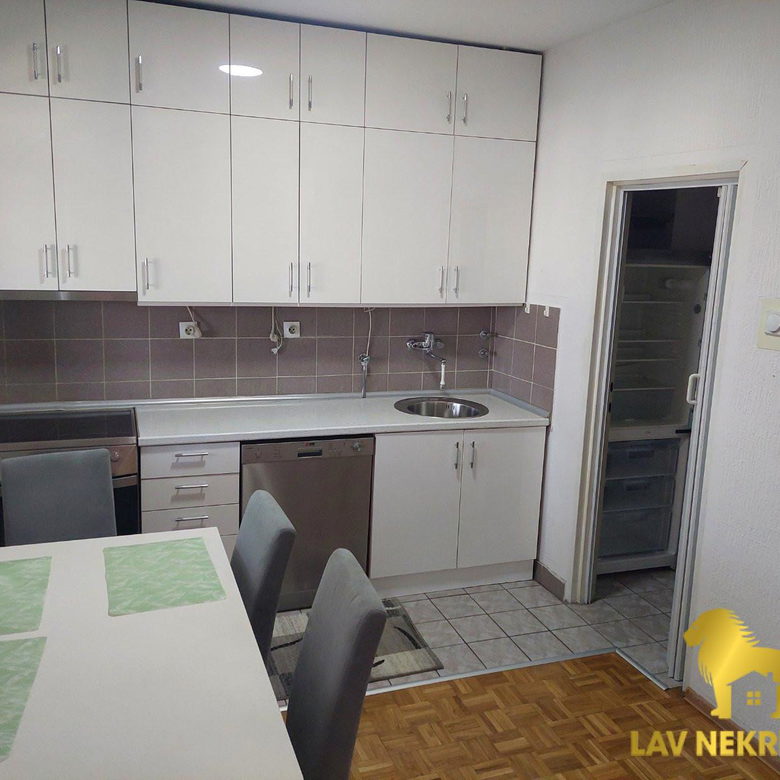 Jednoiposoban stan na prodaju, Novo Naselje, Novi Sad, 48m², 113.300 €