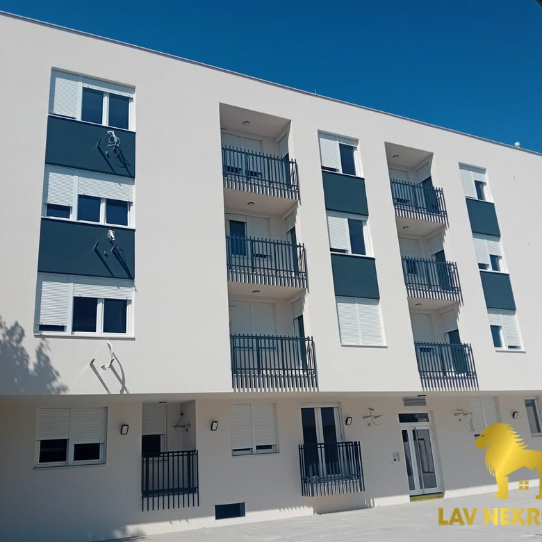 Stan Prodaja Novi Sad  40 m2