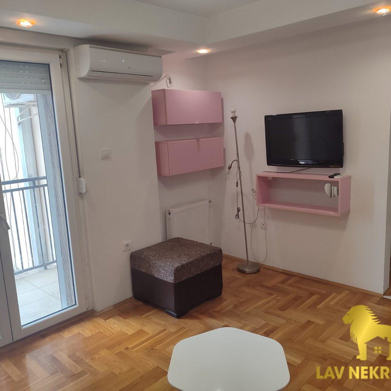 Stan Prodaja Novi Sad  37 m2