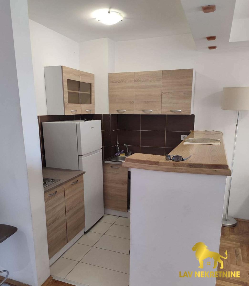 Stan Prodaja Novi Sad  37 m2
