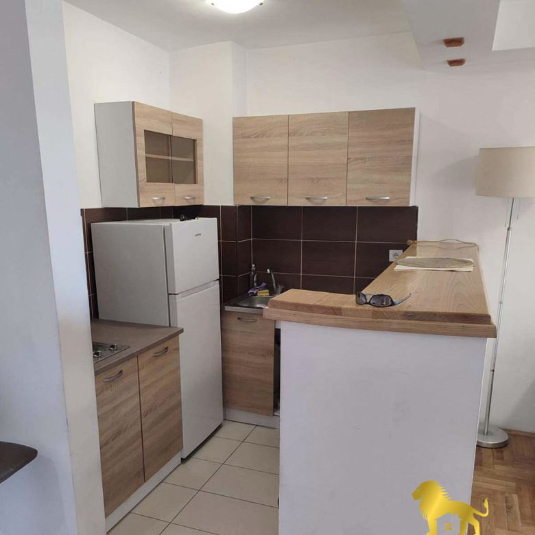 Stan Prodaja Novi Sad  37 m2