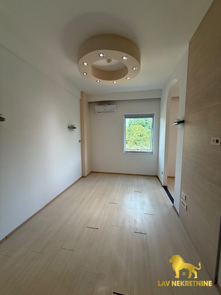 Stan Prodaja Novi Sad  31 m2
