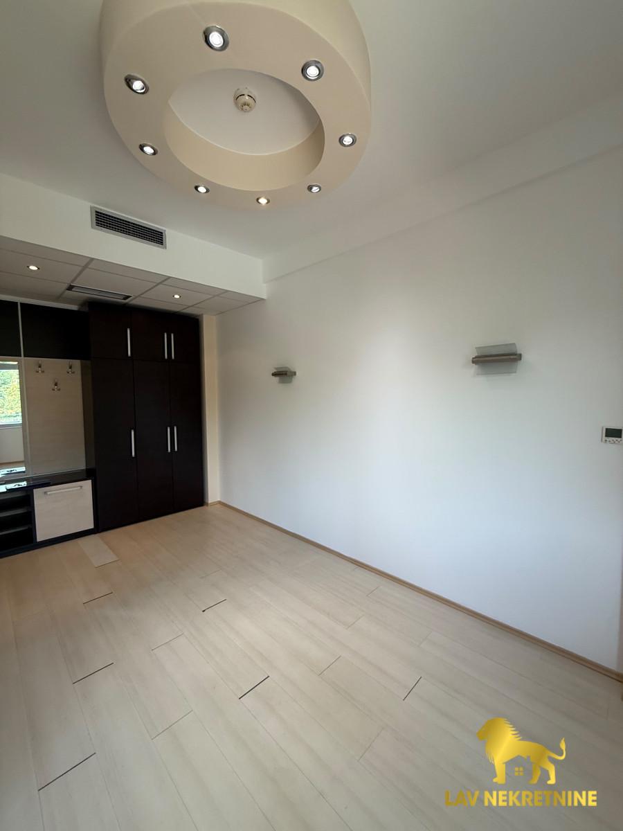 Jednosoban stan na prodaju, Novo Naselje, Novi Sad, 31m², 79.000 €