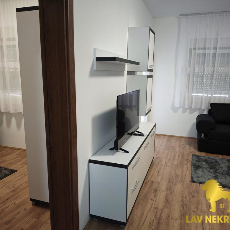 Jednoiposoban stan za izdavanje, Adice, Novi Sad, 46m², 400 €/mes