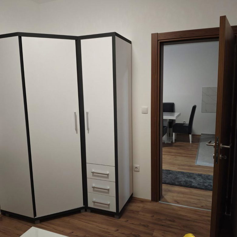Jednoiposoban stan za izdavanje, Adice, Novi Sad, 46m², 400 €/mes