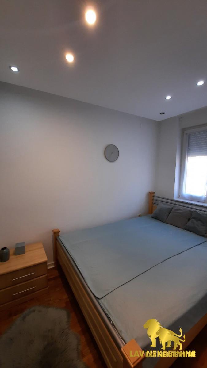 Stan Prodaja Novi Sad  79 m2